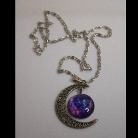 Moon necklace - Picture 1 of 1